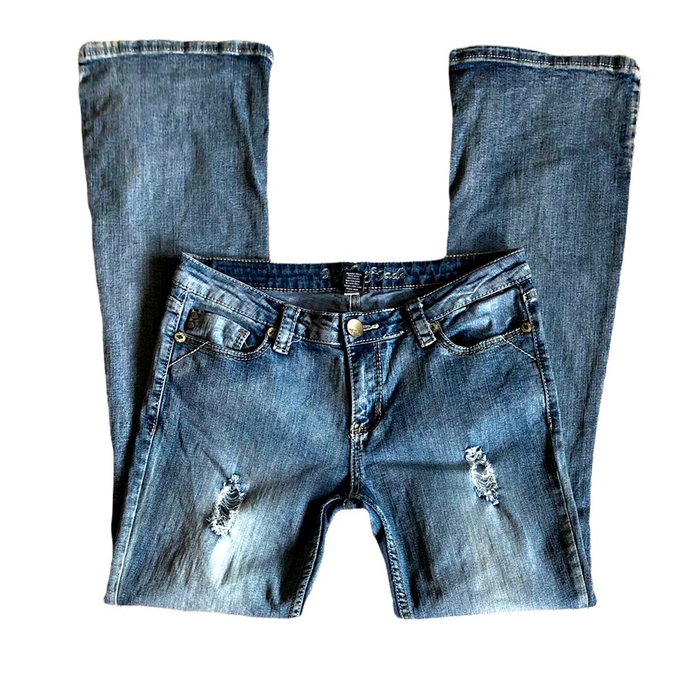Myth of Jade Women’s Distressed Low Rise Jeans Size 6